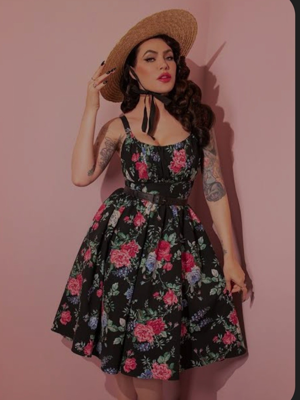 BNWT Small Vixen By Michelin Pitt- Ingenue Black Floral Dress